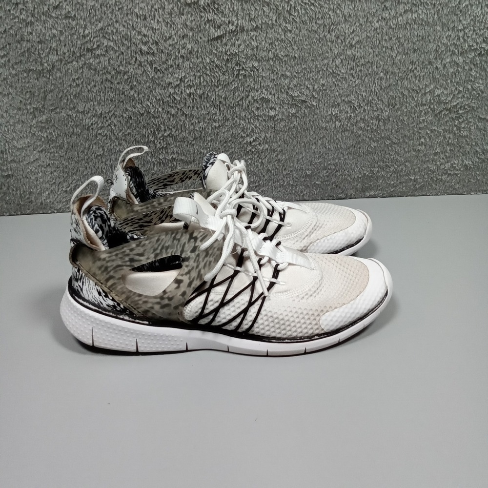 Nike Free Viritous Womens 7 Running Shoes White Wolf Grey Animal Print